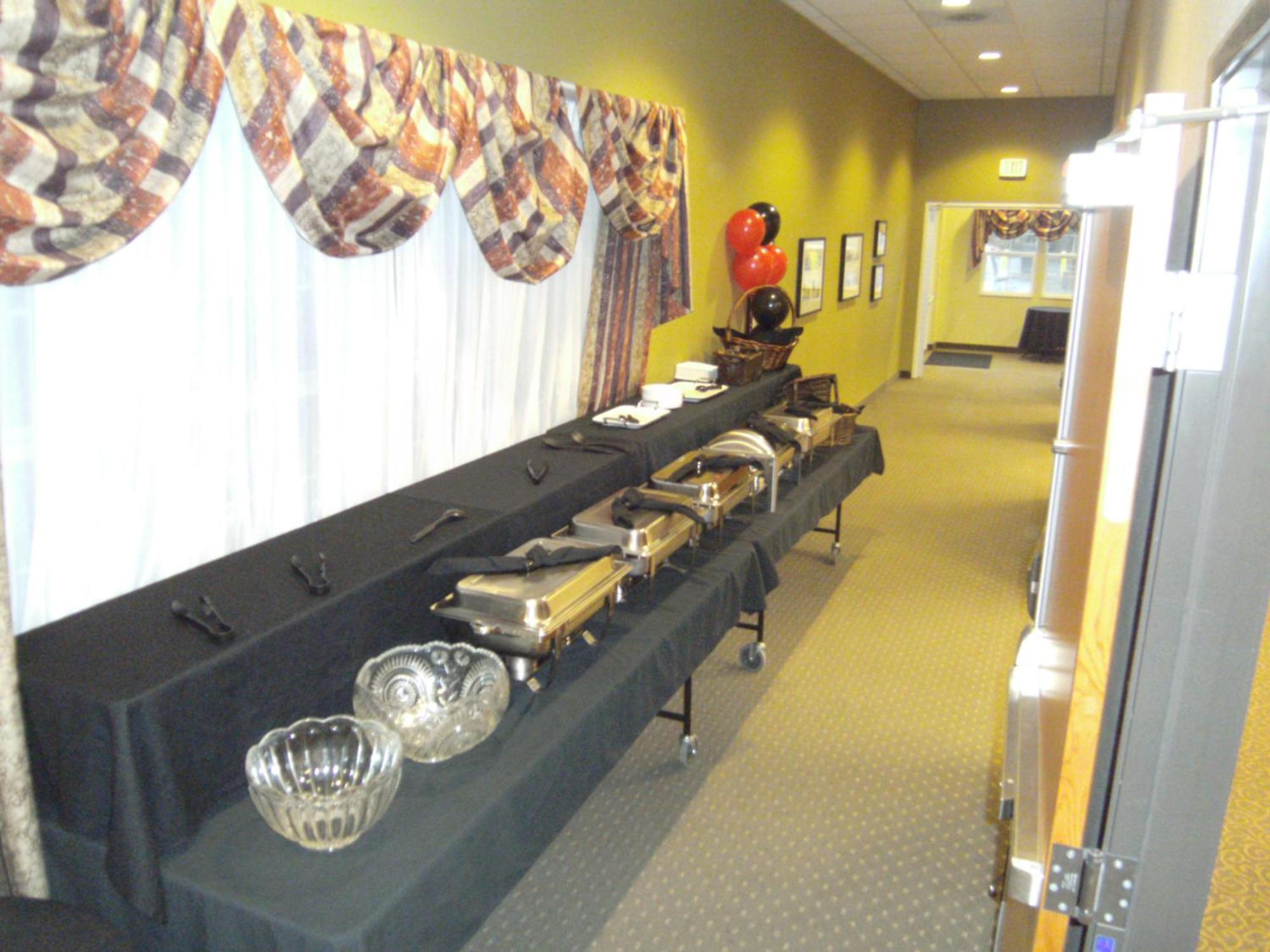 Stay Beyond Inn & Suites Elma Exterior foto