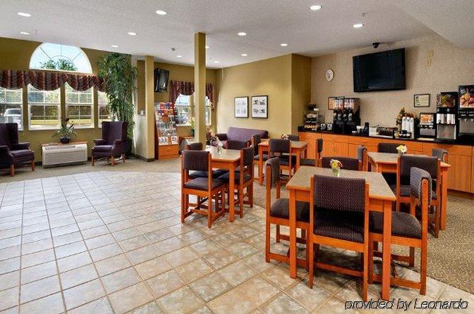Stay Beyond Inn & Suites Elma Exterior foto
